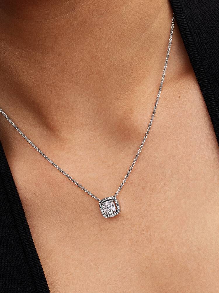 Halo Pendant Collier Necklace