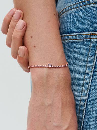 Sparkling Heart Tennis Bracelet